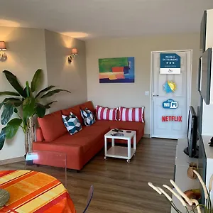 https://les-pins-maritimes-frejus.fr-provencehotel.com
