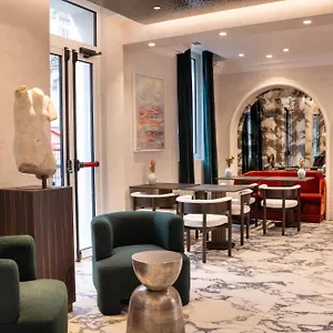 Des Carmes By Malone **** Paris